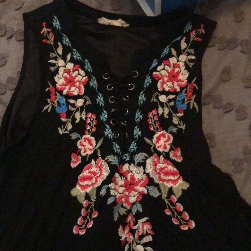 Dress - Picture 2 of 2